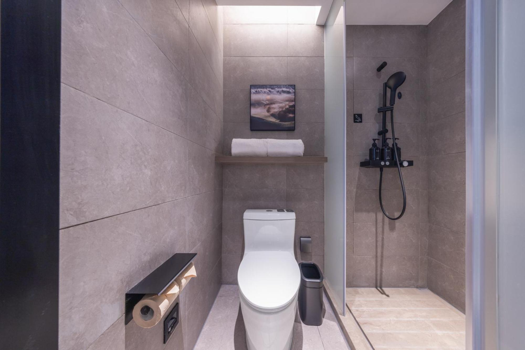 Atour X Hotel The Bund East Nanjing Road Шанхай Екстериор снимка