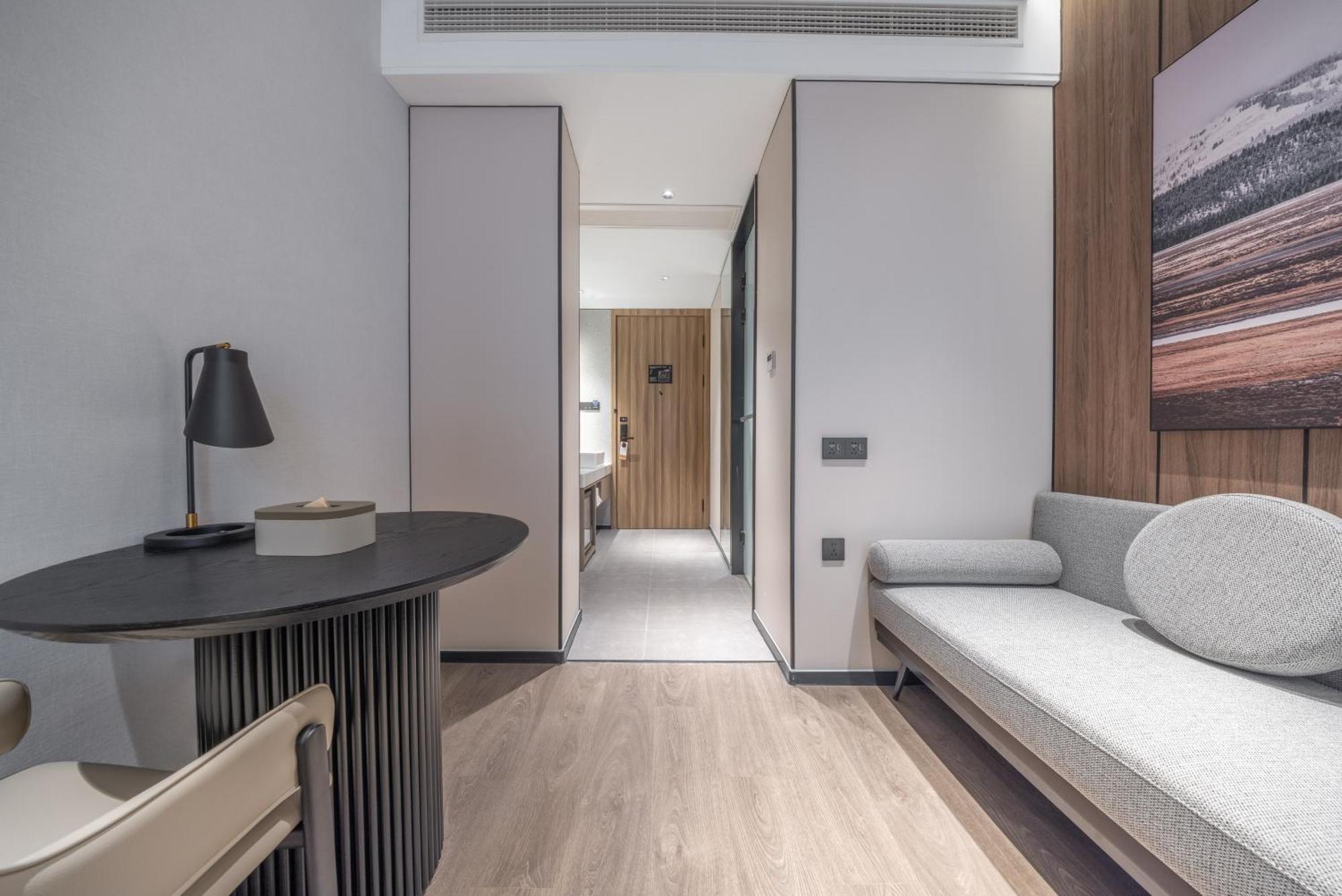 Atour X Hotel The Bund East Nanjing Road Шанхай Екстериор снимка